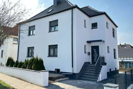 Haus zum Kaufen in Gronau (Leine) 330.000,00 € 165 m²