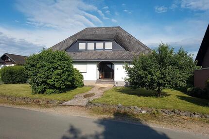 Großzügiges Haus mit Loggia und Patio - Vöhl-Marienhagen PROVISIO