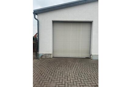 Lagerhalle zu vermieten - 900,00&nbsp;EUR Kaltmiete, ca.&nbsp; 3,00&nbsp;m&sup2; in Erfurt (PLZ: 99091) Gispersleben