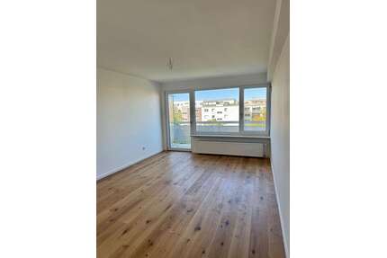 Wohnung zum Mieten in Rosenheim 1.300,00 € 77 m²