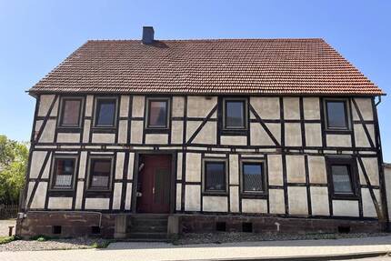 Fachwerkhaus mit viel Platz und Garten in Schöneberg-Hofgeismar! - Hofgeismar / Schöneberg