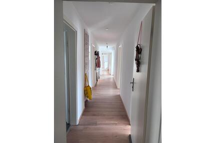 Barrierefreie 4 ZKB Wohnung mit Balkon - Nassau