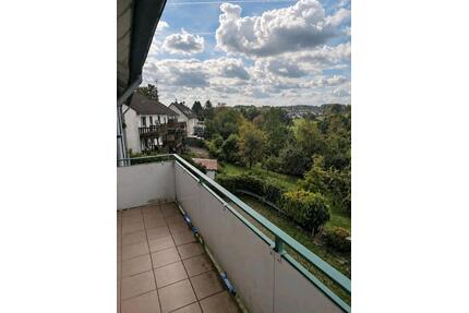 80m² 2 Zi. Balkon - 880,00&nbsp;EUR Kaltmiete, ca.&nbsp; 80,00&nbsp;m&sup2; in Gummersbach (PLZ: 51643)