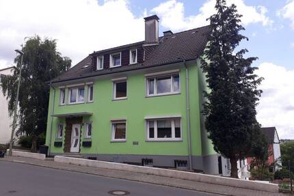 Dreifamilienhaus mit Gewerbeteil in Lüdenscheid - Staberg