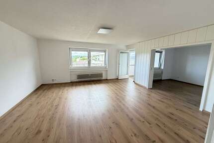 Wohnung zum Kaufen in Calw-Heumaden 374.000,00 € 154 m²