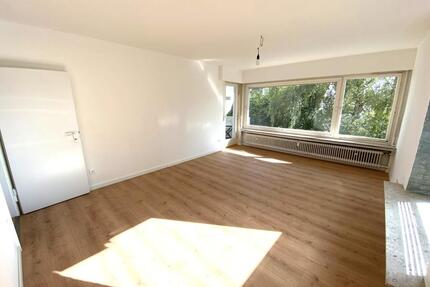 Renovierte 3,5 Zimmer Wohnung mit Balkon in Ludwigsburg