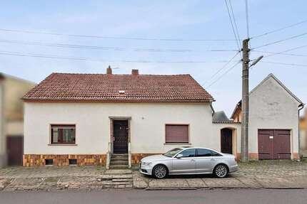 Haus zum Kaufen in Niedere Börde 65.000,00 € 154 m²