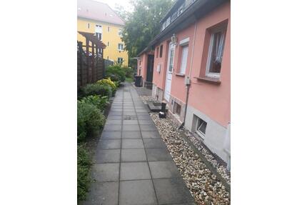 Kleines Reihenhaus in Meissen - 98.000,00&nbsp;EUR Kaufpreis, ca.&nbsp; 50,00&nbsp;m&sup2; in Meißen (PLZ: 01662)