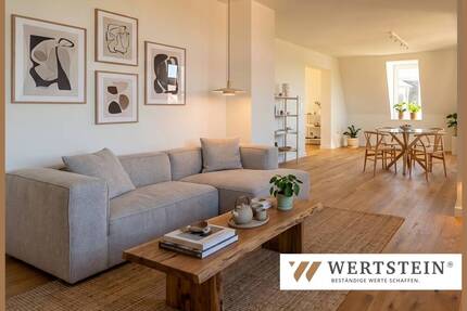 Exklusive Dachgeschosswohnung, 3 Zimmer, 2 Bäder, Echtholzparkett, PKW-Stellplatz und Garten - Bannewitz Welschhufe