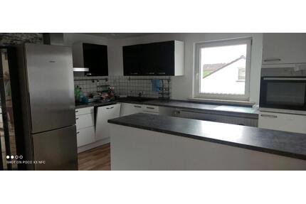 64832 Babenhausen-Langstadt Lichtdurchflutete Dachgeschosswohnung