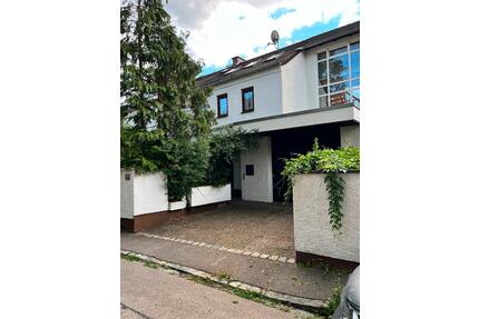 Ein Mehrfamilienhaus Augsburg Hochzoll-Nord