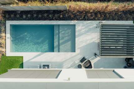 Haus zum Kaufen in Bielefeld 2.200.000,00 € 242.15 m²