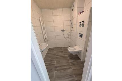 3-Zimmerwohnung mit eigenem Garten zu vermieten - Neutraubling