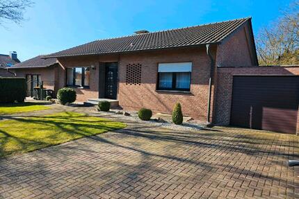 Reichswalde, schönes freistehendes Bungalow, gr. Anbau, Pool uvm - Kleve