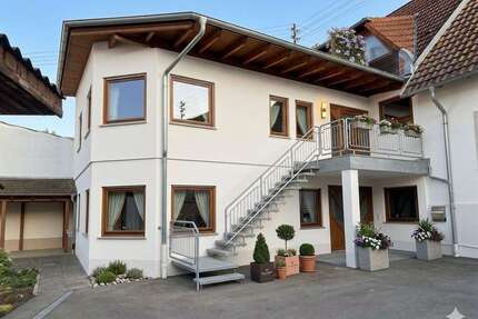 Haus zum Kaufen in Östringen-Odenheim 349.000,00 € 294 m²