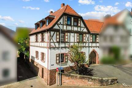 Haus zum Kaufen in Gelnhausen 395.000,00 € 239 m²