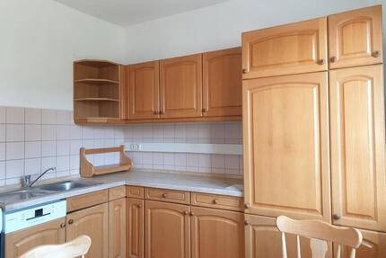 schöne helle 2-Zimmer Wohnung mit Einbauküche! - Gößnitz