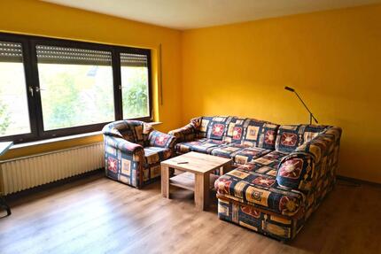 2 Zimmer (möbiliert Grundausstattung), Einbauküche und Terrasse - Bad Ems