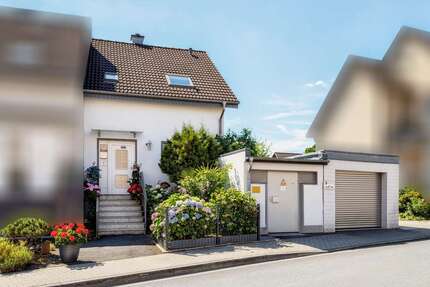 Haus zum Kaufen in Bergisch Gladbach 599.000,00 € 151.93 m²