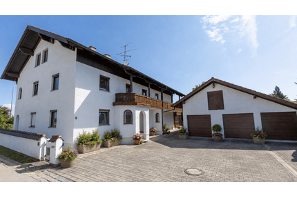 Haus zum Kaufen in Moos 439.000,00 € 311 m²