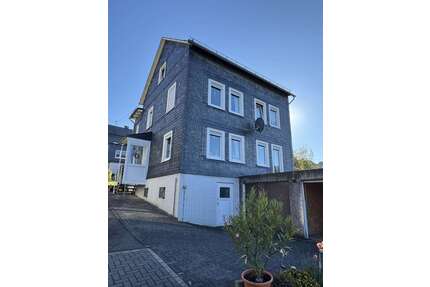 Haus zum Kaufen in Siegen 195.000,00 € 142.23 m²