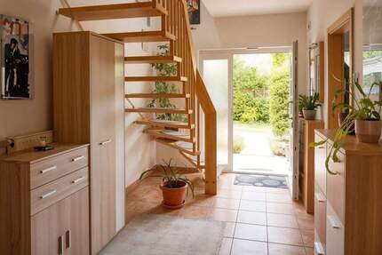 RESERVIERT Freistehendes Einfamilienhaus mit Nebengelass in Neuenhagen bei Berlin