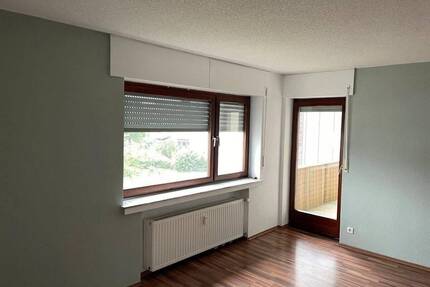 89qm, 3 Zimmer, Küche, Bad & Balkon - Moers Repelen