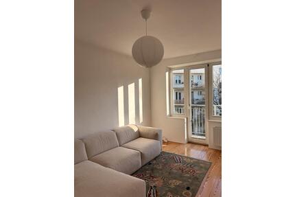 Untermiete: 2,5 Zimmer Wohnung in Winterhude - Hamburg