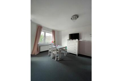 Befristete möbilierte Wohnung in Köln Zollstock