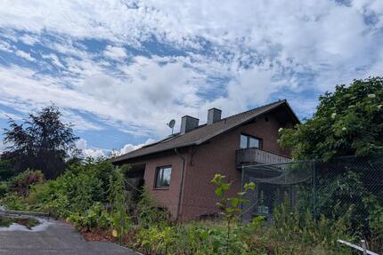 Wohnhaus 200qm verklinkert Massiv - Moringen