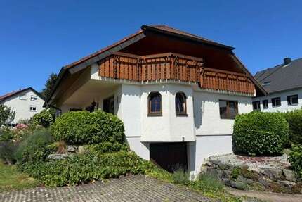 Haus zum Kaufen in Ofterdingen 759.000,00 € 210 m²