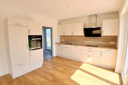 5 Zimmer Einfamilienhaus miete PV Batterie effizient naturnah - Krummendeich