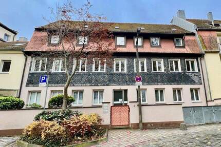 Schönes 5- bis 6-Parteienhaus im Herzen von Fürth