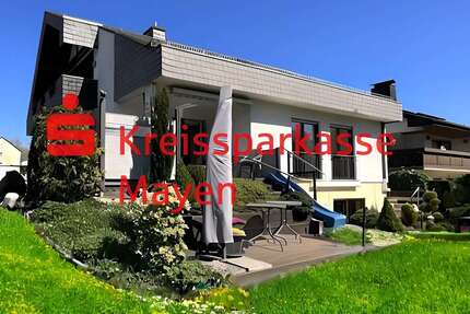 Haus zum Kaufen in Neuwied 550.000,00 € 225 m²