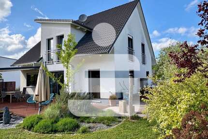 Haus zum Kaufen in Veitsbronn 849.000,00 € 225 m²