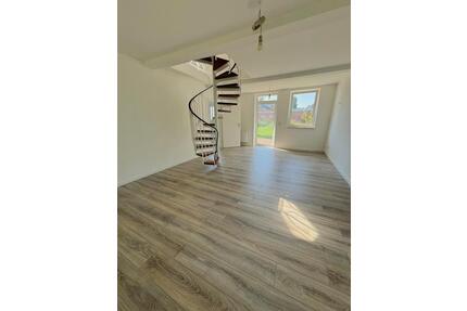 Schöne 3-5 Zimmer Wohnung mit GartenTerrasse , Twistringen