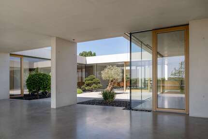 Haus zum Kaufen in Salzkotten Thüle 1.800.000,00 € 369 m² - Salzkotten / Thüle