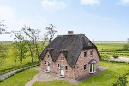 Haus zum Kaufen in Tating 1.280.000,00 € 180 m²