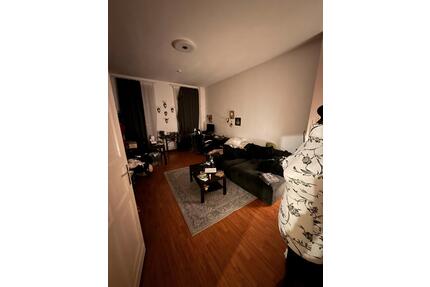 Nachmieter 2 Zimmerwohnung Schöneweide DRINGEND - Berlin Treptow-Köpenick