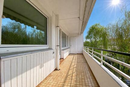 *PROVISIONSFREI* Helle 3-Zimmer Wohnung 88qm Düsseldorf-Unterbilk