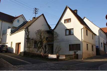 Haus zum Kaufen in Wiesbaden - Auringen 189.000,00 € 90 m²