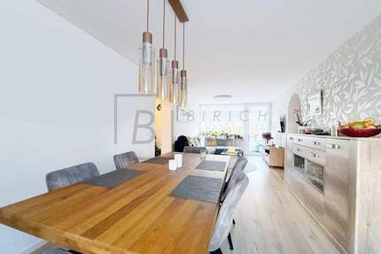 Familienfreundliche 4,5-Zimmer-Wohnung mit Garage und Aufzug - Neu-Ulm / Ludwigsfeld