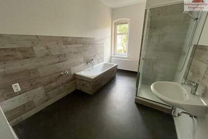 Moderne 2-Raum-Wohnung zentrumsnah in Aue