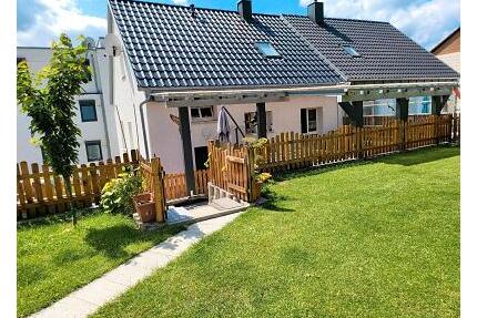 STILVOLL - MODERN - BESONDERS - 480.000,00&nbsp;EUR Kaufpreis, ca.&nbsp; 120,00&nbsp;m&sup2;&nbsp;Wohnfl&auml;che in Niefern-Öschelbronn (PLZ: 75223)