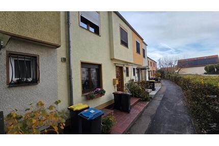 Charmantes Reihenmittelhaus Köln-Esch Wohlfühlfaktor ohne Makler