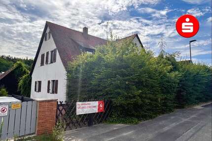 Haus zum Kaufen in Lauf 399.000,00 € 180 m²