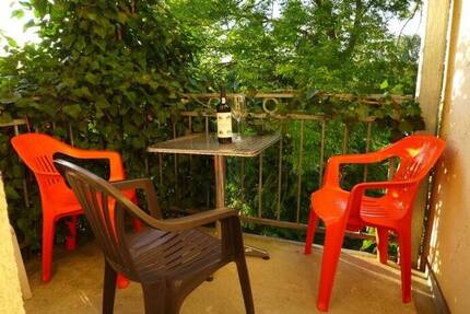 TerraSELECT: L-Sellerhausen | Stil-Altbau | 1,5-Zi.-Apartm.-46 m² | Balkon | Bad mit Fenster | gepflegt | City-Tram 78 - Leipzig Sellerhausen-Stünz