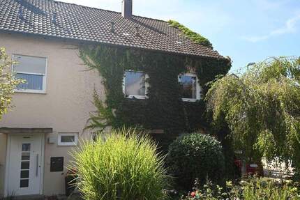 Vielversprechende Doppelhaushälfte in ruhiger Lage mit Garten - Wendlingen am Neckar