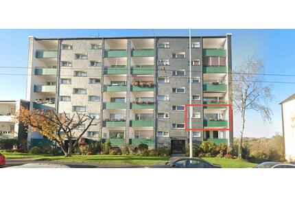 Zentrale 3-Zi.-Wohnung mit 2 Loggien & Garage - Solingen