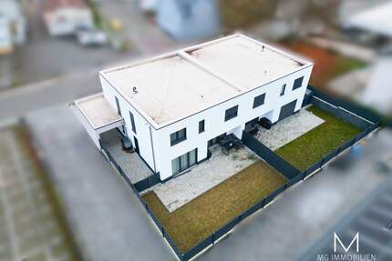 MG - Hochwertiges Doppelhaus mit Carport + Garten und Möbel in Hütschenhausen